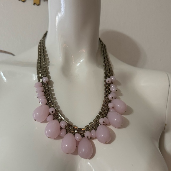 Pink beaded necklace - Picture 2 of 6